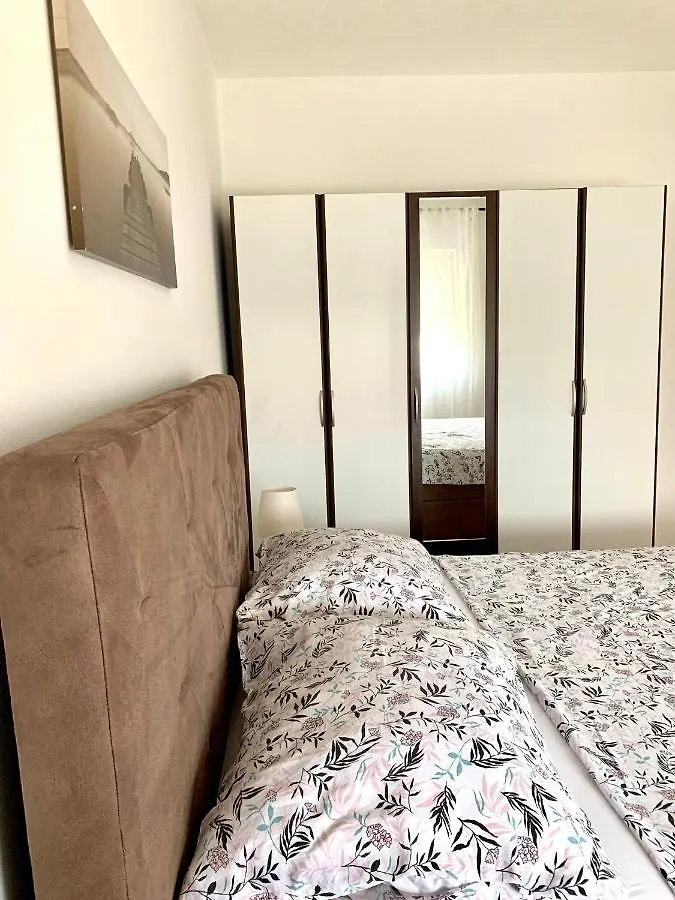 Apartman Mirta Bibinje Apartment